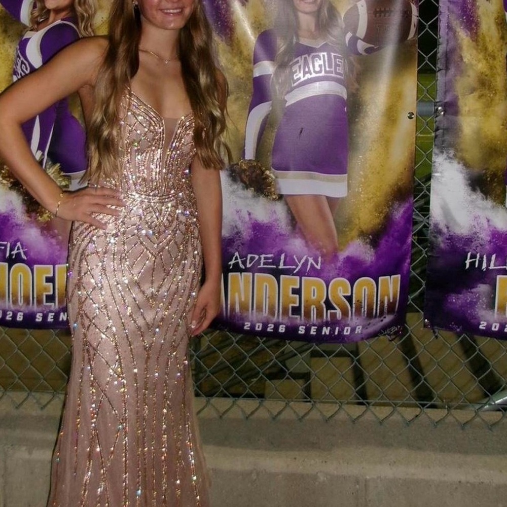 Elegant Sequin Prom Dress in Gold
